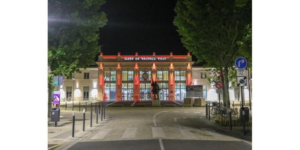 Studio Equipe Hyper Centre De Valence فالنسيا المظهر الخارجي الصورة